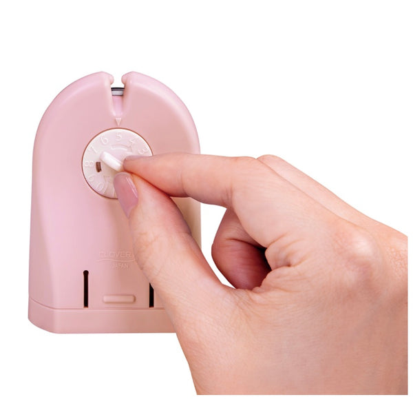 Clover “quick cut” thread cutter
