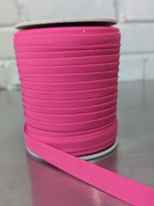 13mm Bias Tape Poly Cotton 65/35 STRAWBERRY (1/2 yard)